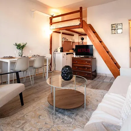 Apartment Cozy Parisian Montorgueil
