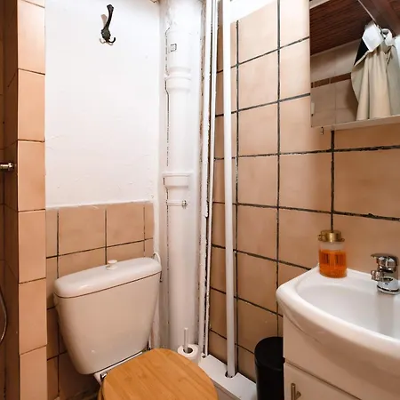 Apartment Cozy Parisian Montorgueil